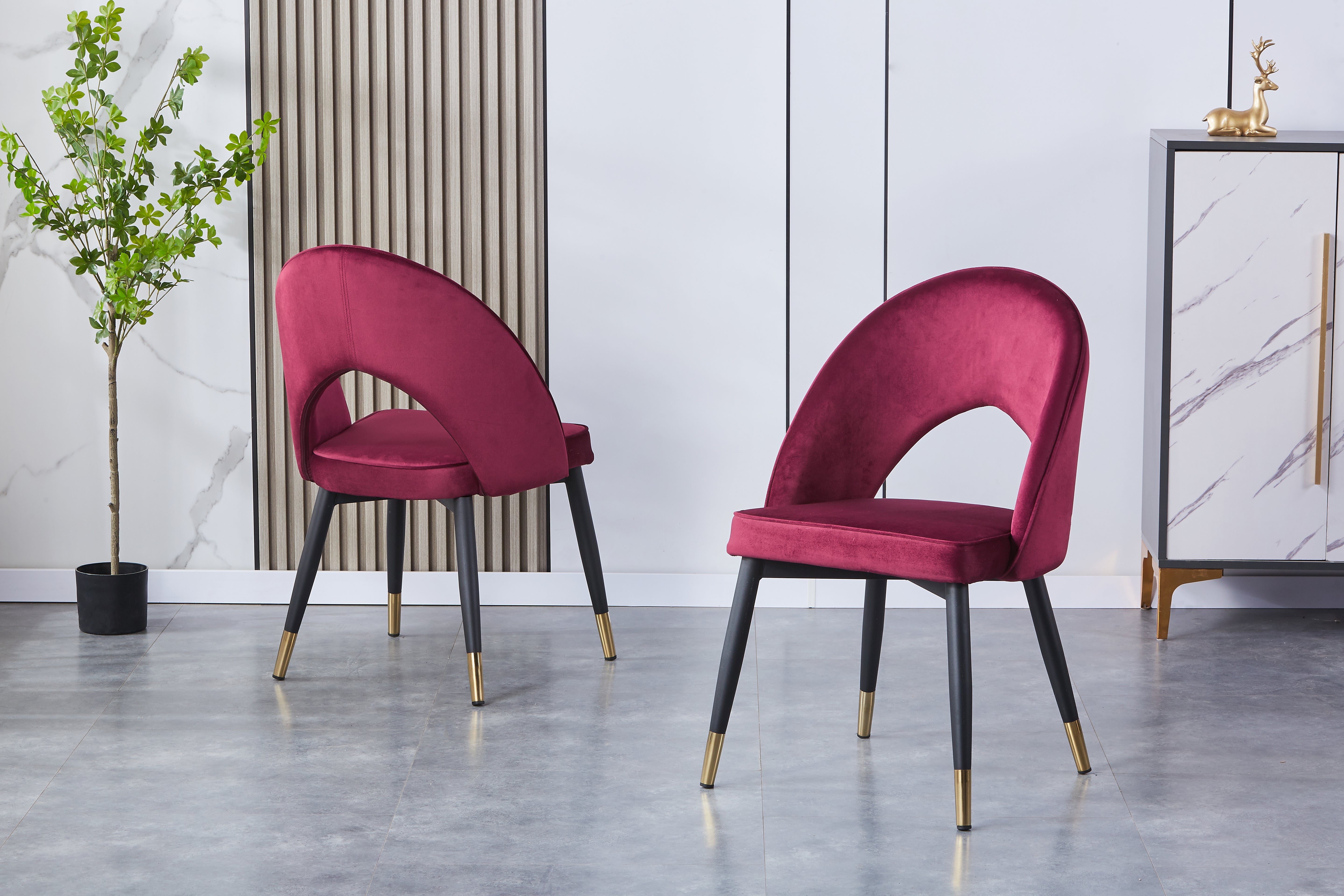 Aria Upholstered Side Chair/ Dining Chair (Set of 4) - Velvet Chair w/ Black Legs