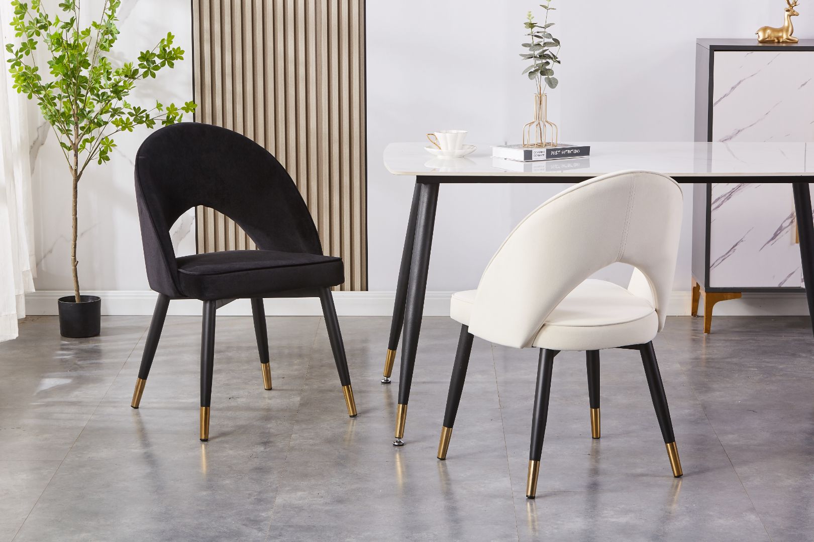 Aria Upholstered Side Chair/ Dining Chair (Set of 4) - Velvet Chair w/ Black Legs