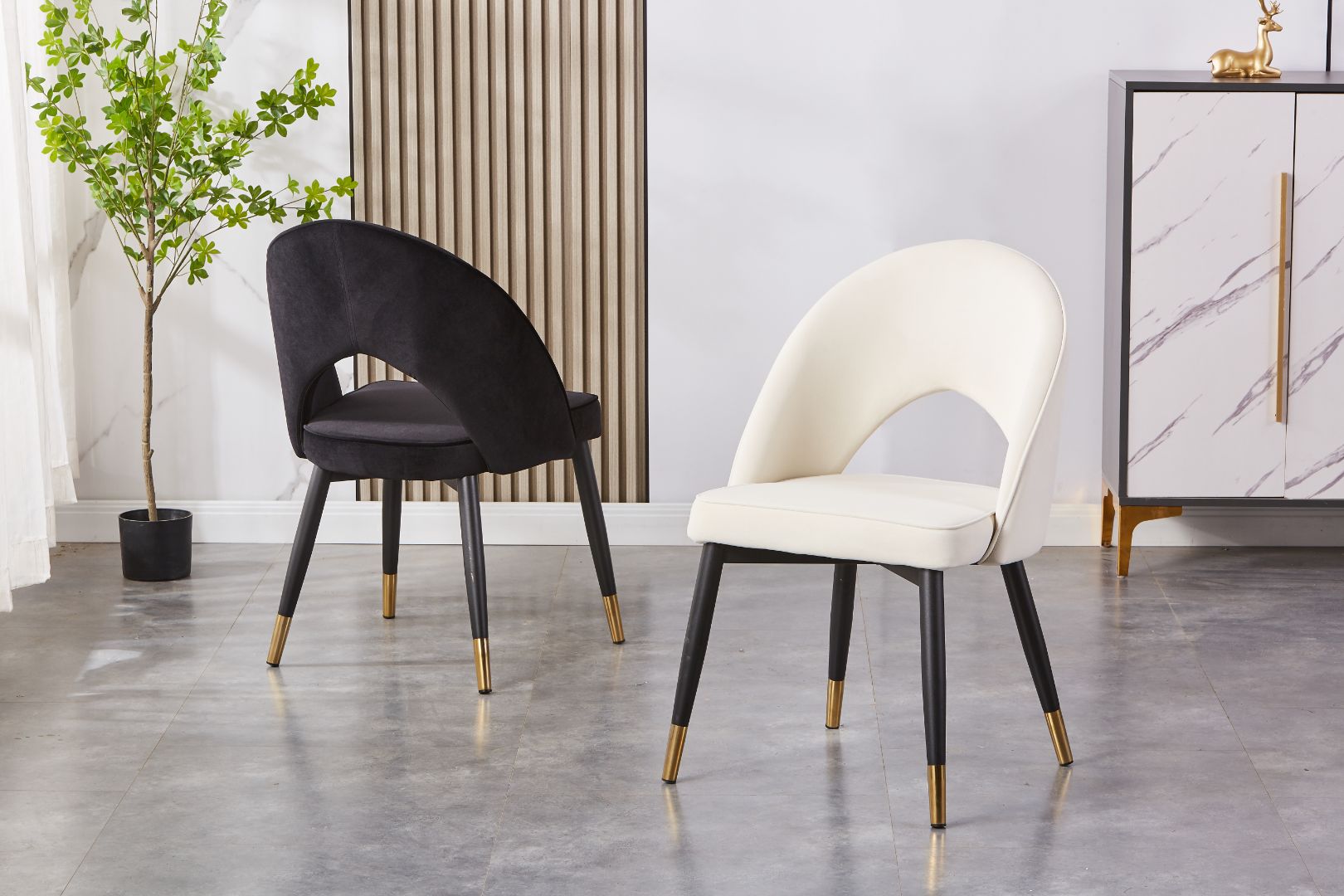 Aria Upholstered Side Chair/ Dining Chair (Set of 4) - Velvet Chair w/ Black Legs