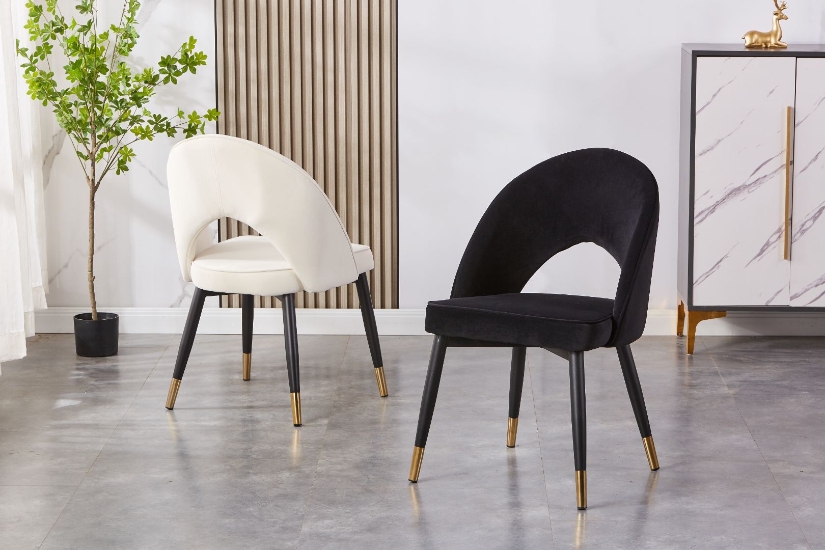 Aria Upholstered Side Chair/ Dining Chair (Set of 4) - Velvet Chair w/ Black Legs