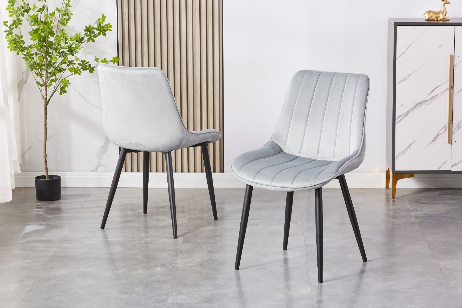 Elara Upholstered Side Chair/ Dining Chair (Set of 4) - Velvet Chair w/ Black Legs