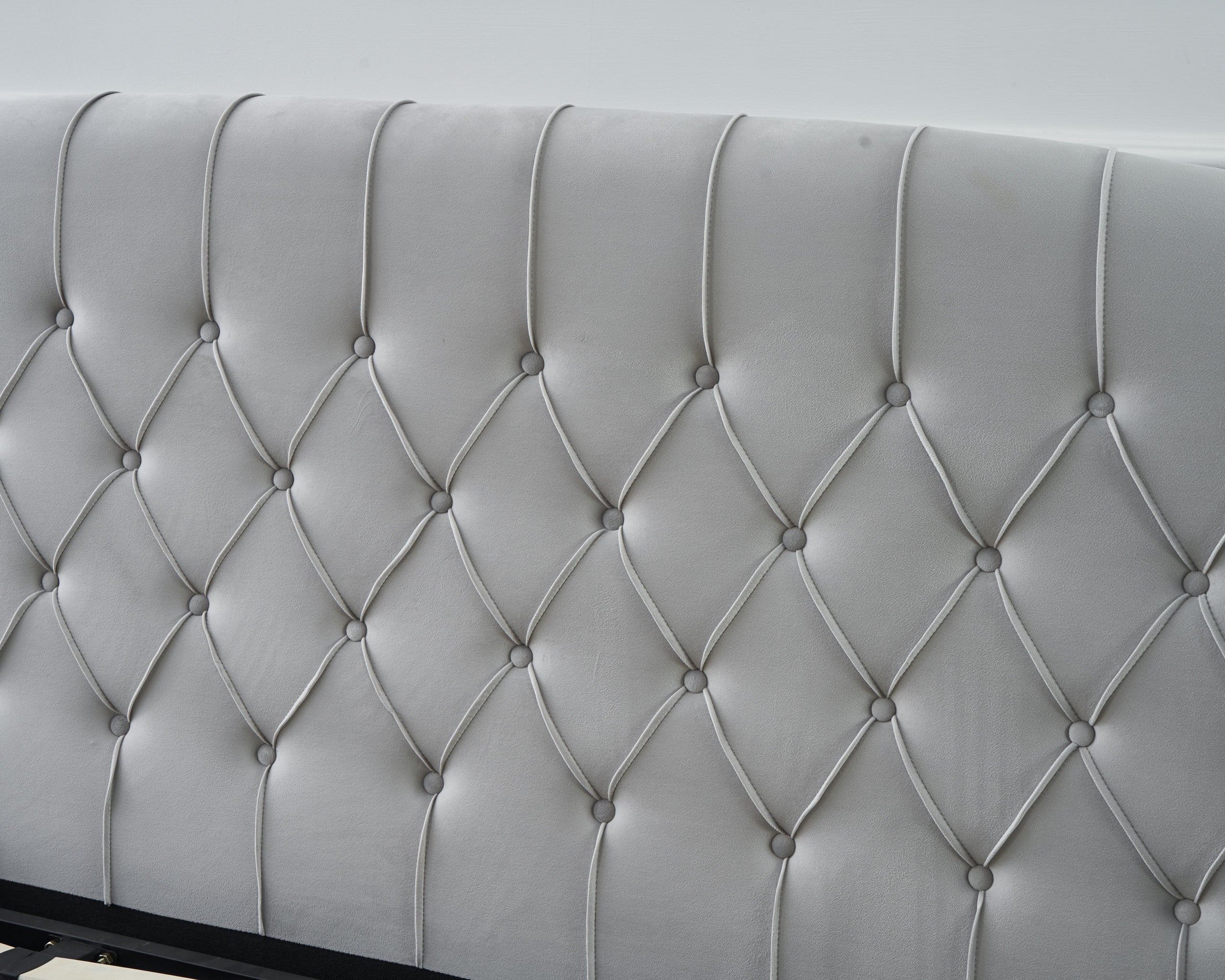 Stella Lift-Up Storage Bed- Light Grey